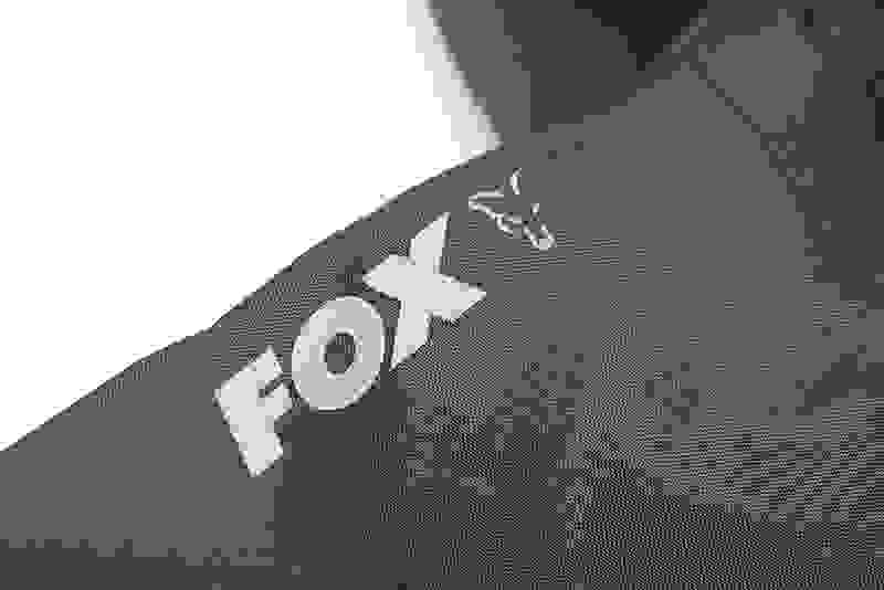 ccl169_175_fox_collection_hd_lined_jacket_shoulder_logo_detail_1jpg